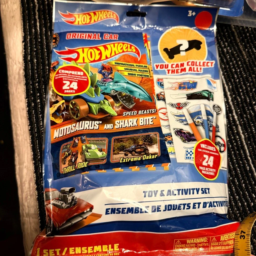 Hot Wheels Toy & Activity Set Kids OS Multi NEW Mystery Car Stickers Markers